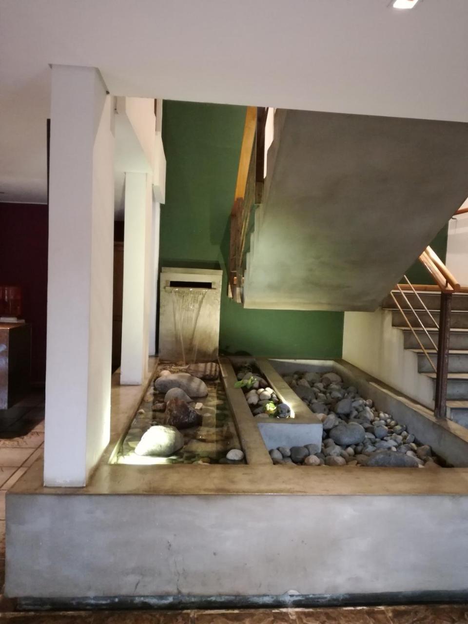 Hosteria Aca Al Sur Villa La Angostura Ngoại thất bức ảnh