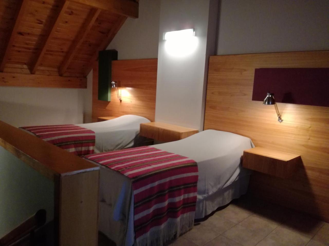 Hosteria Aca Al Sur Villa La Angostura Ngoại thất bức ảnh