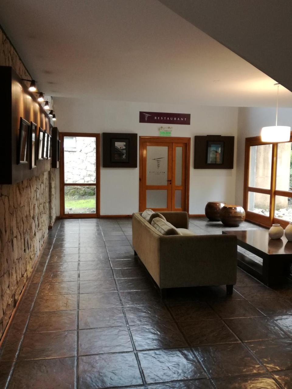 Hosteria Aca Al Sur Villa La Angostura Ngoại thất bức ảnh